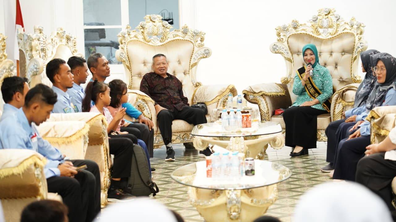 Kunjungan Pelajar